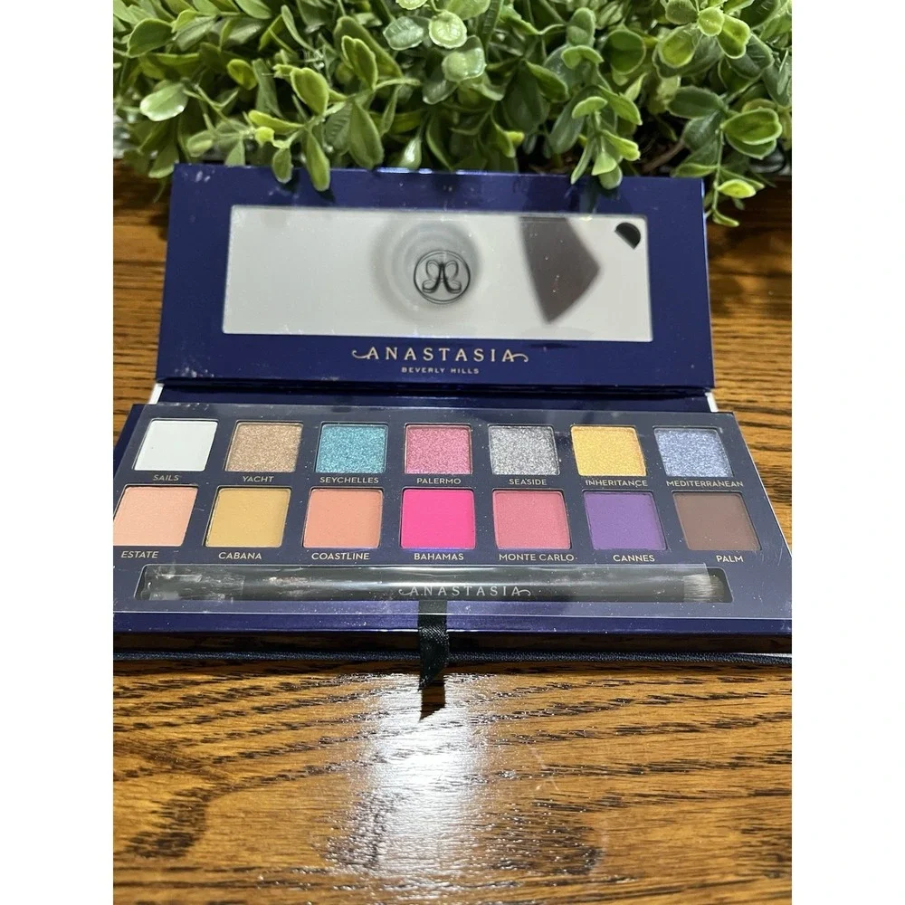 Anastasia Beverly Hills RIVIERA Eye Shadow Palette NEW IN‎ BOX